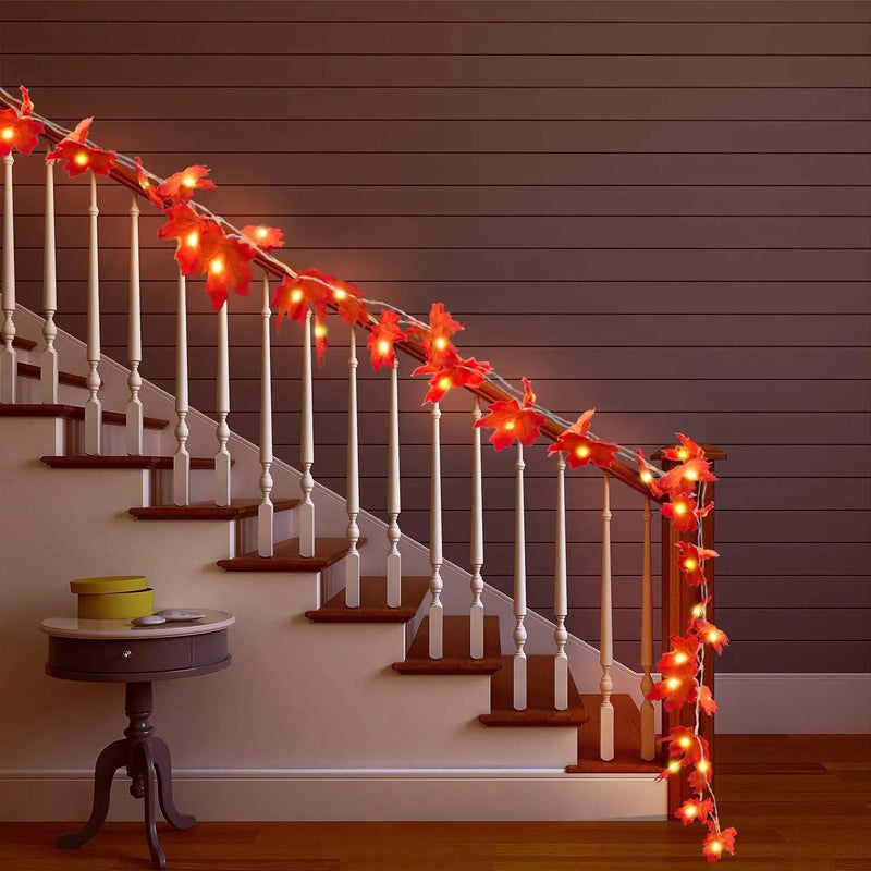 Cordão de Luzes LED de Folhas Bordo para Decoração de Natal